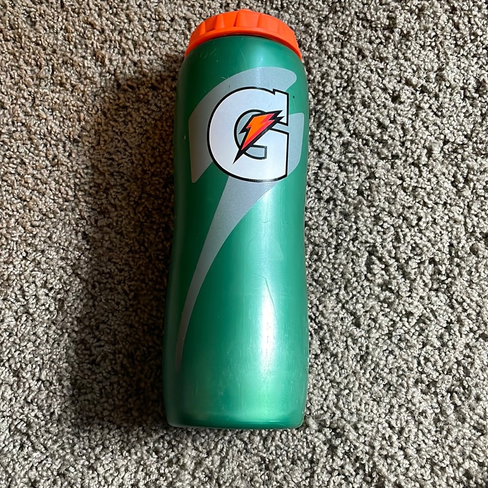 Water bottle